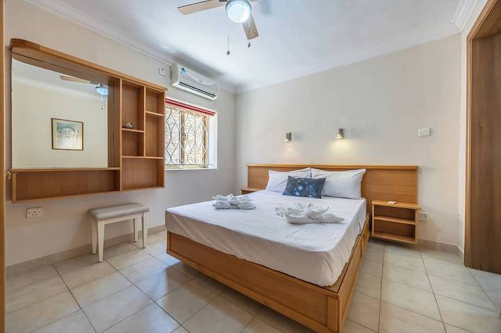 Location de vacances pour 3 personnes, avec jardin ainsi que terrasse et piscine dans Mellieha - 3