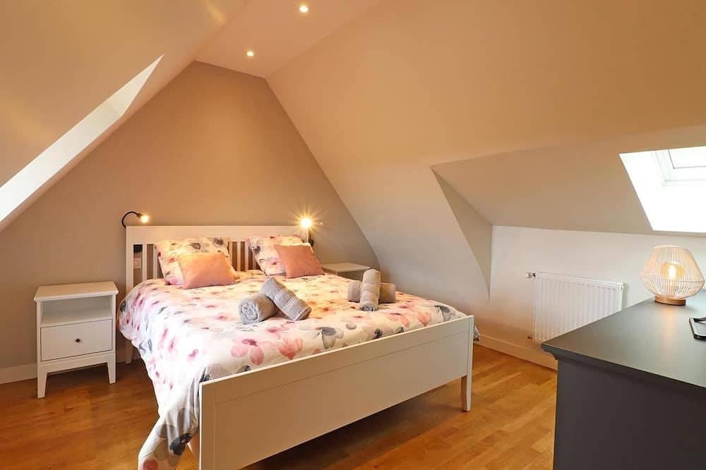 Gîte charmant avec spa et court de tennis, proche Haras du Pin in Saint-Germain-de-Clairefeuille, Région d'Argentan