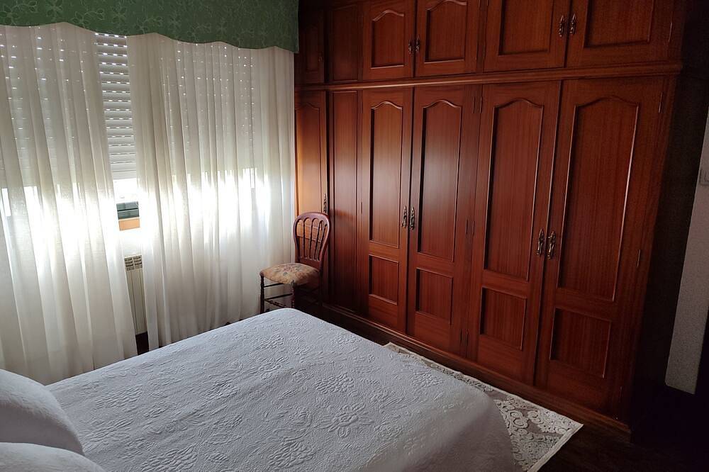 House near the sea, with possibility to go to the islands cies, ons, salvora. in Bueu, Rías Baixas