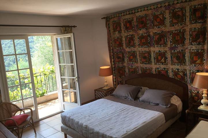 Location de vacances pour 8 personnes, avec jardin et balcon à Auribeau-sur-Siagne - 3