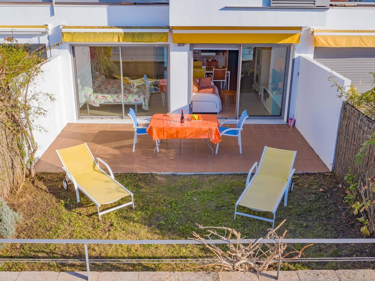 Apartamento vacacional entero, Apartamento luminoso con piscina comunitaria en Conil / Playa Fontanilla in La Fontanilla, Conil de la Frontera