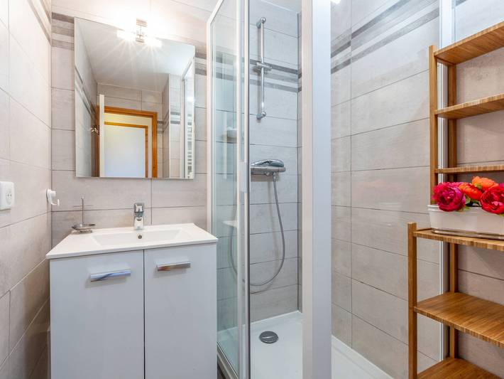 Gîte pour 6 personnes, avec terrasse dans Les Coches - 3