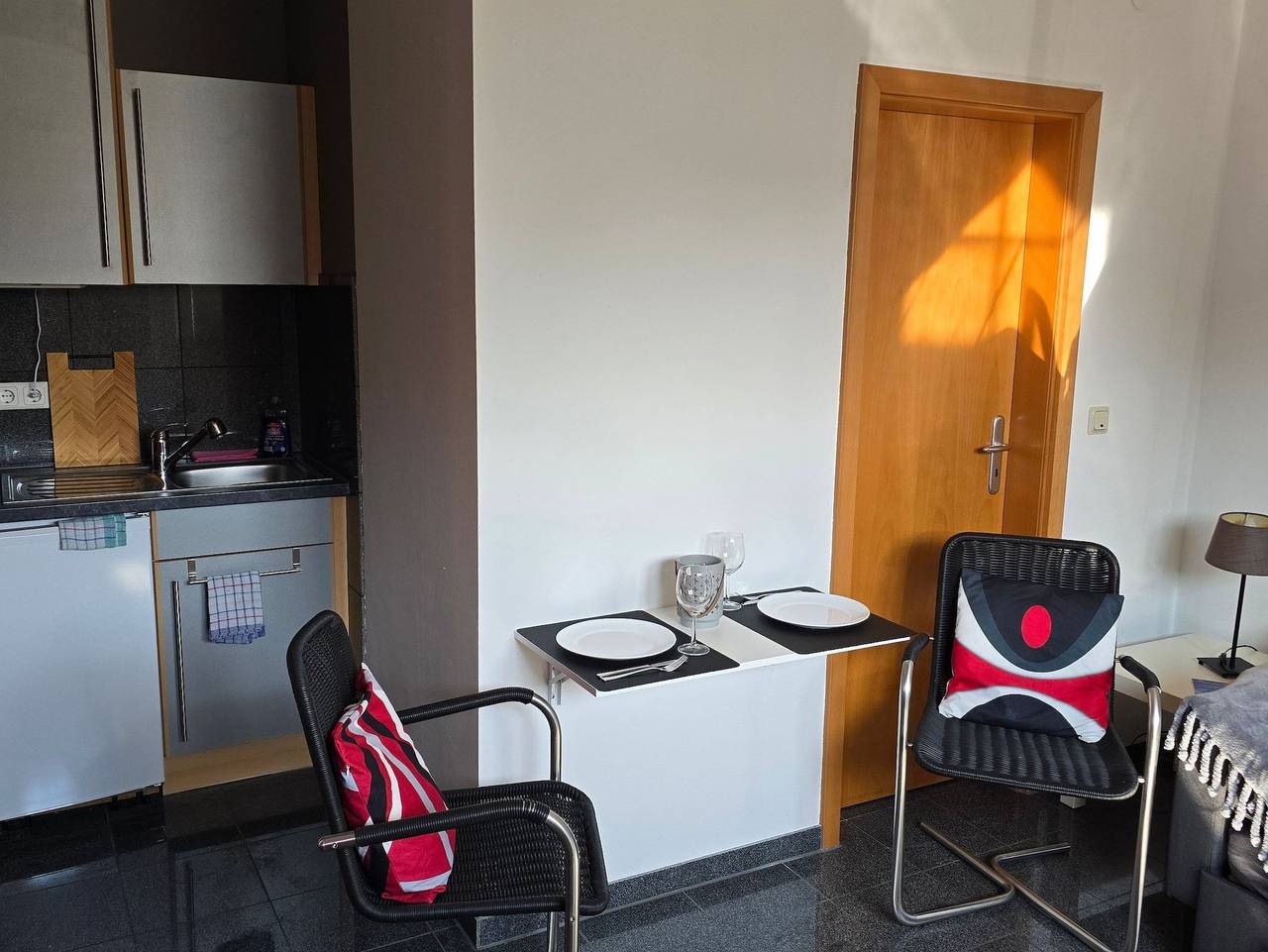 Ganze Ferienwohnung, Haus Turmkieker, 45264 - Ferienwohnung Kajüte Eg in Ditzum, Jemgum