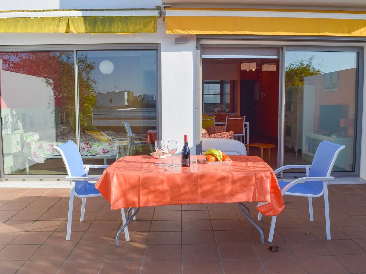 Apartamento vacacional entero, Apartamento luminoso con piscina comunitaria en Conil / Playa Fontanilla in La Fontanilla, Conil de la Frontera