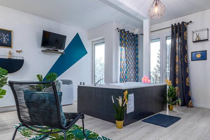 Location de vacances pour 2 personnes, avec balcon et jacuzzi à Chalifert - 2