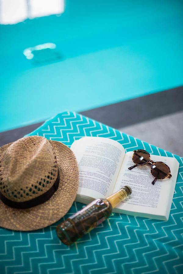 Location de vacances pour 12 personnes, avec piscine ainsi que terrasse et jardin à Dollon - 2