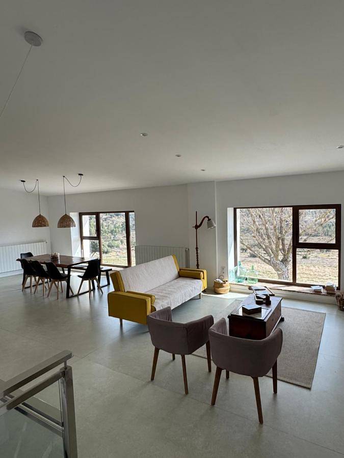 Casa rural para 8 personas, con Jacuzzi y Terraza además de Jardín y Vistas en Alto Maestrazgo - 4