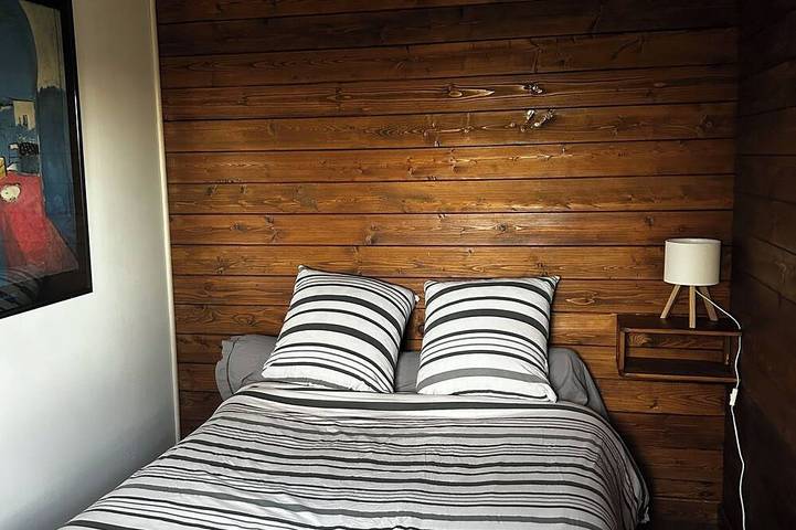 Chalet dans les bois in Meyreuil, Côte méditerranéenne (France)