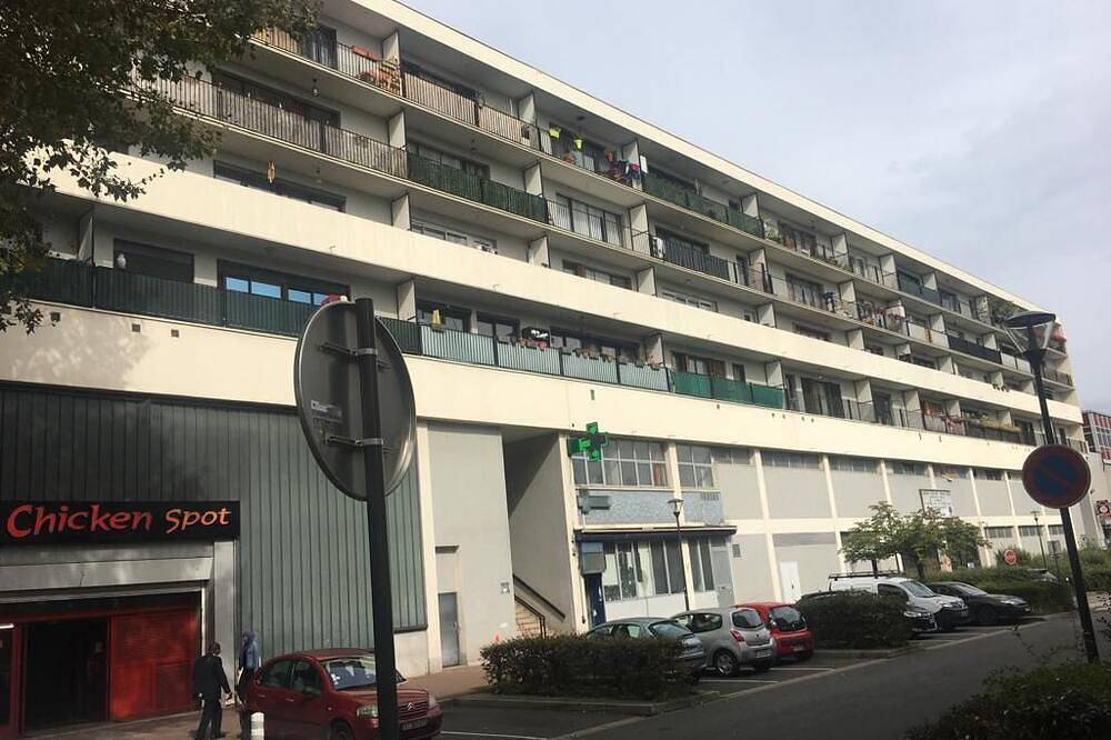 Spacious T4 3bedroom kitchen bathroom living room+balcony in Massy, Essonne