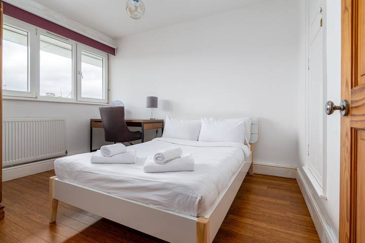 Apartment for 5 people, with balcony in Islington