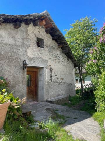 Ferienwohnung für 2 Personen, mit Terrasse in Bregaglia