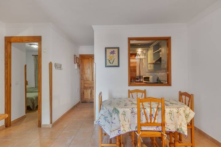 Hel lejlighed, Apartment 'Vv Los Balconcitos 32 Los Cancajos' with Shared Pool, Shared Terrace and Wi-Fi in Los Cancajos, Breña Baja