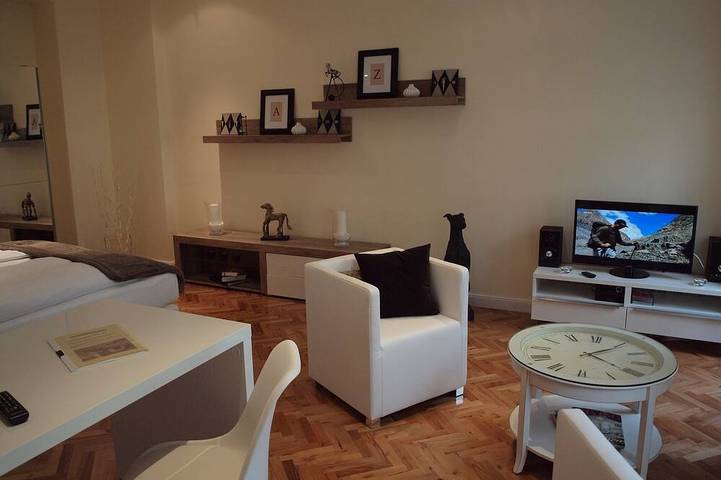 Ferienwohnung für 2 Personen, mit Terrasse und Garten in Moabit Berlin