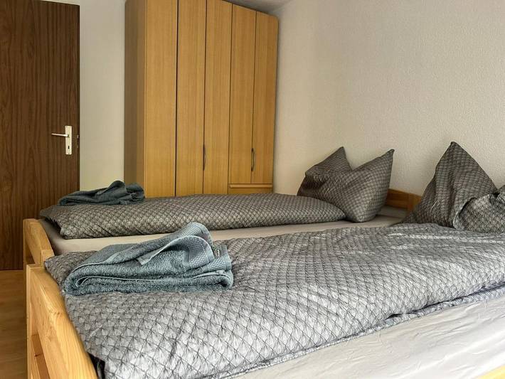 Ferienwohnung für 2 Personen, mit Balkon und Garten sowie Ausblick in Randa - 3