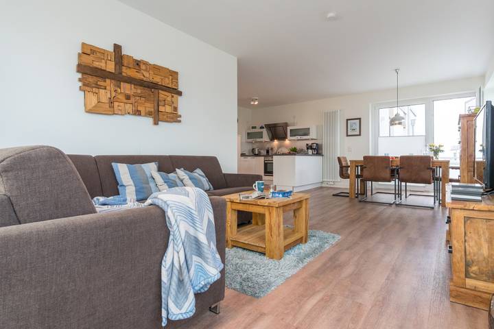 Ferienwohnung für 5 Personen, mit Meerblick und Balkon, kinderfreundlich in Heiligenhafen