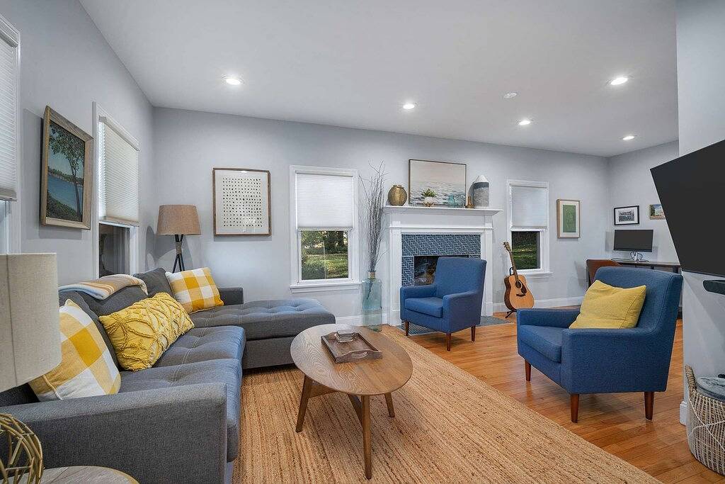 Fair Winds | Twin Charmer Walk to Downtown Mystic! in Mystic, Connecticut