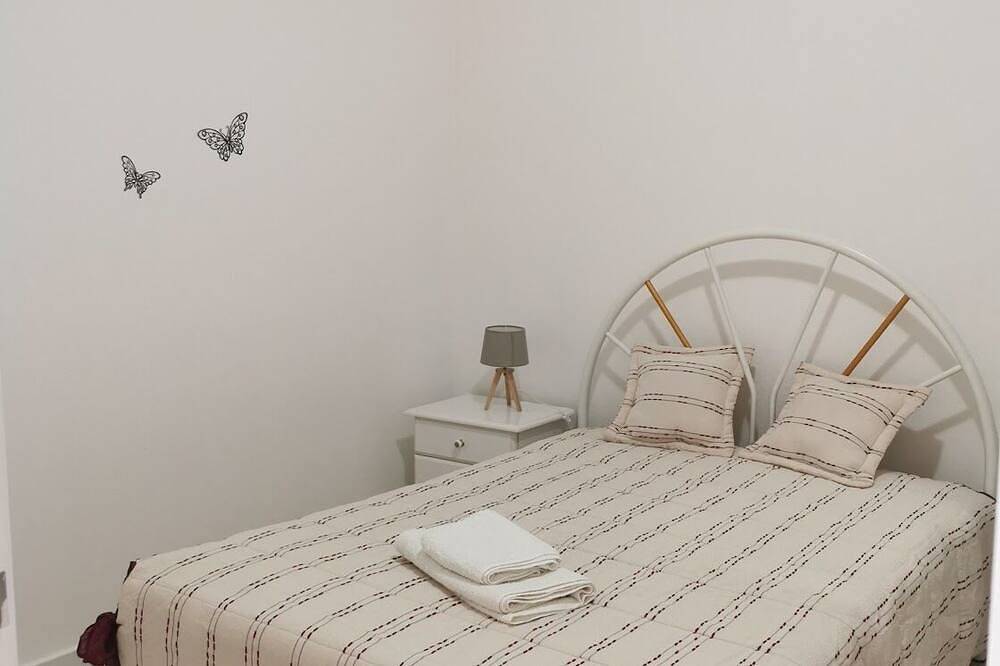 Erdgeschoss mit Salzwasser-Pool Wohnung in Pedreiras, Parque Natural das Serras de Aire e Candeeiros