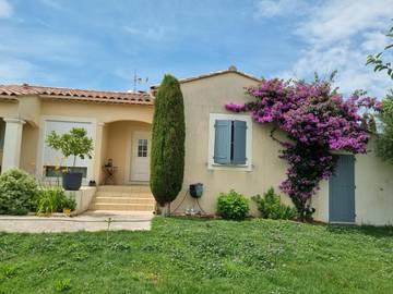 Gîte pour 4 personnes, avec piscine et terrasse à Saze