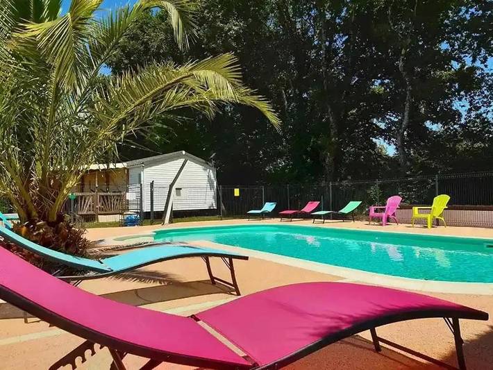 Camping pour 2 personnes, avec Piscine