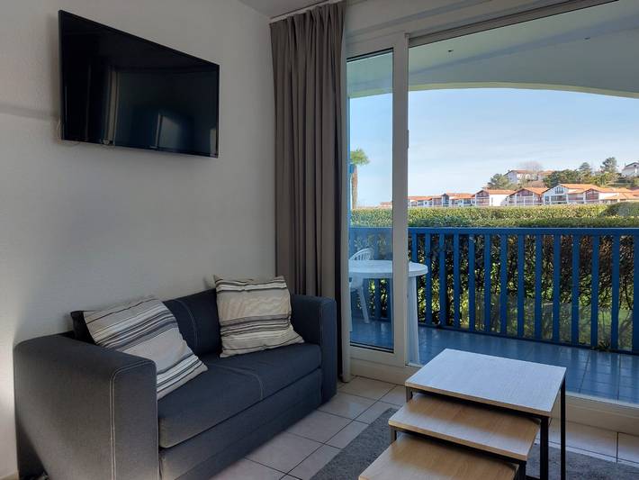 Gîte pour 4 personnes, avec piscine et terrasse à Urrugne - 2