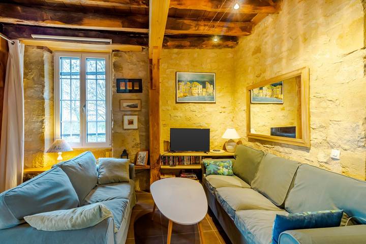 Charming Cottage for 4 – Renovated House with Private Pool in Saint-Jory-las-Bloux, Périgord Vert