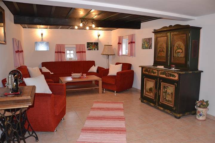 Apartamento de vacaciones para 7 personas, con vistas y jardín - 1