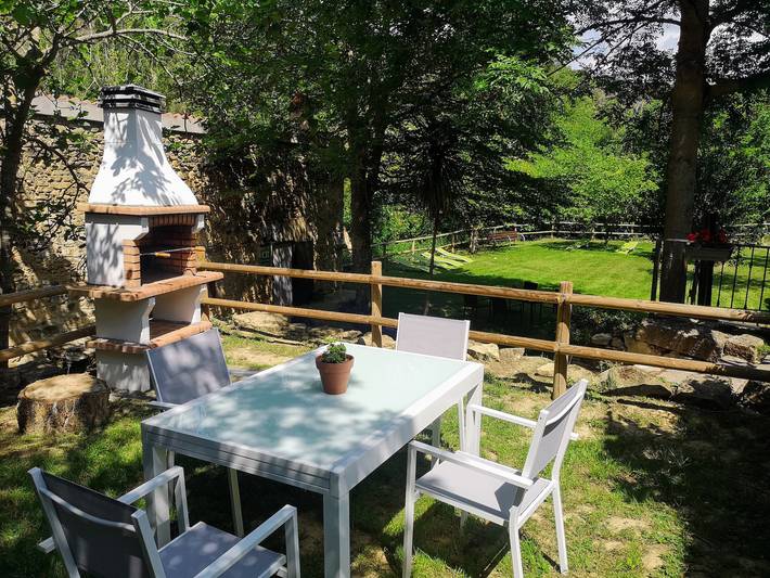 Casa rural para 4 personas, con Jardín en 