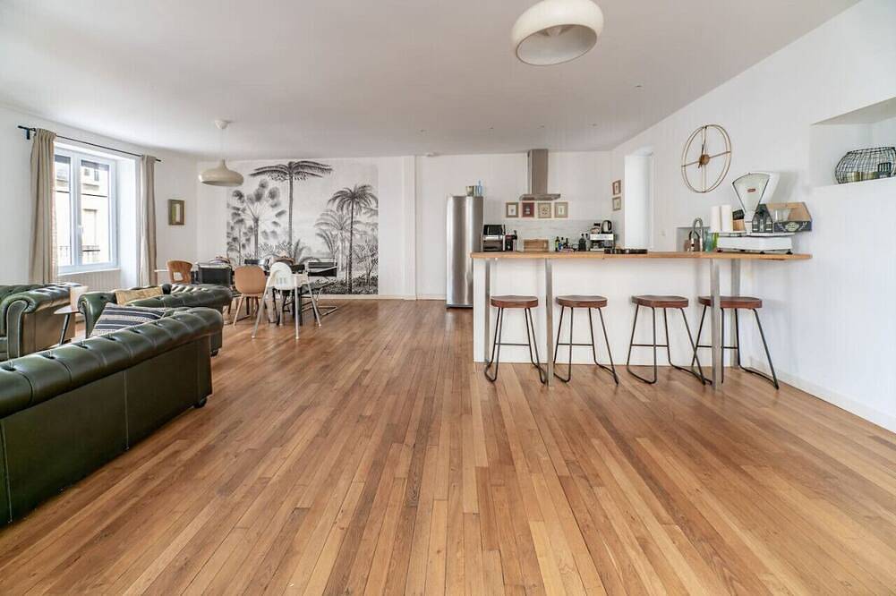 Entire apartment, Design-Wohnung, allen Komfort, Stadtzentrum, 3 Schlafzimmer in Vichy, Vichy region