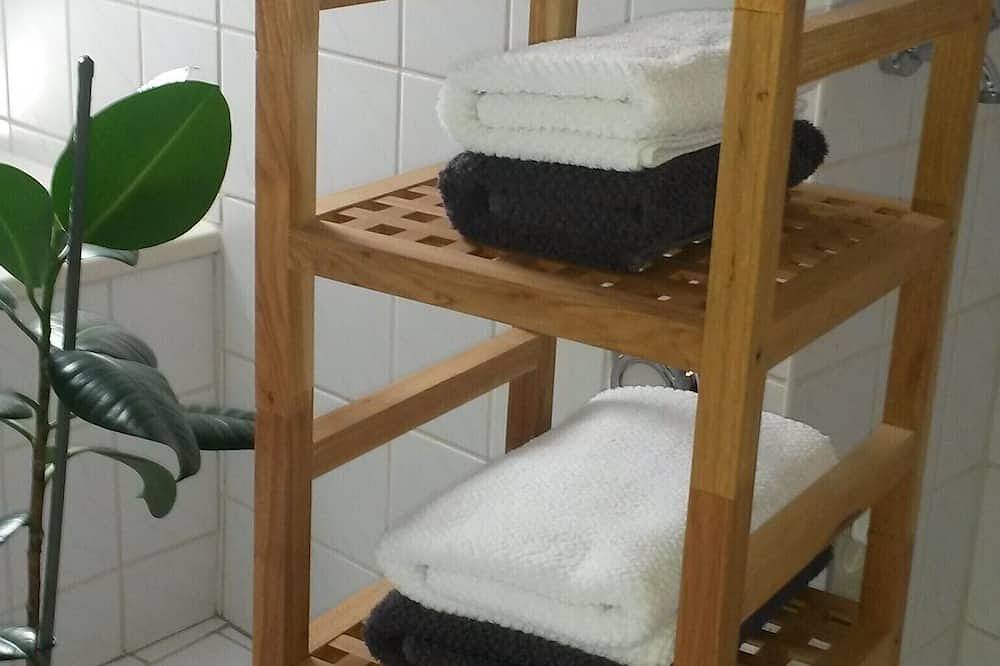 Ganze Wohnung, Dachgeschossappartement \"Dream\" für 2 Personen mit seperatem Wohnzimmer und Schlafzimmer in Sommerach, Fränkisches Weinland