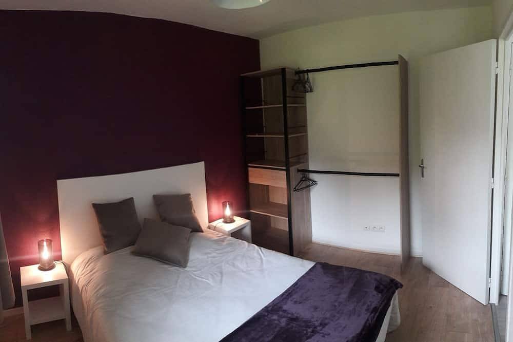 Appartement entier, ☀Vieux Port ♡Honfleur ♫ Wifi ♡Parking ★Piscine☀ in Équemauville, Région de Lisieux