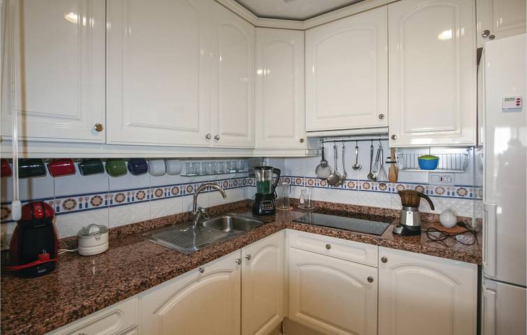 Gîte pour 4 personnes, avec terrasse, adapté aux familles à Santa Pola - 3