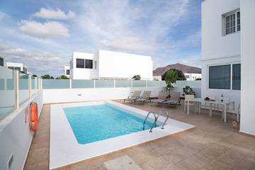Villa voor 4 Personen in Playa Blanca, Yaiza, Afbeelding 1