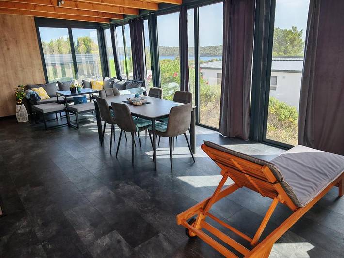 Camping pour 5 personnes, avec terrasse et vue, animaux acceptés dans Losinj - 3