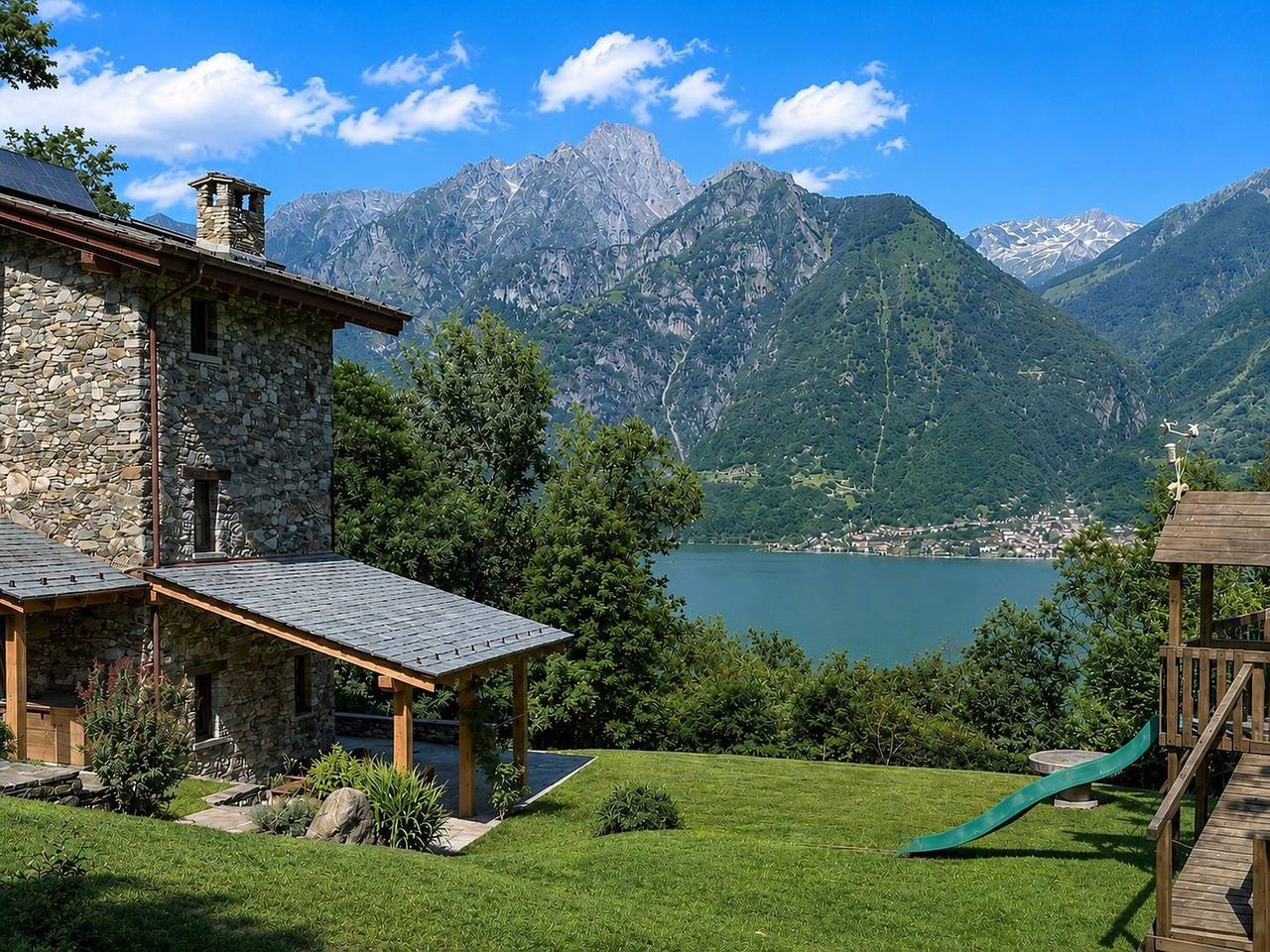 Casa vacanza per 10 persone con panorama in Comune di Sorico, Valtellina