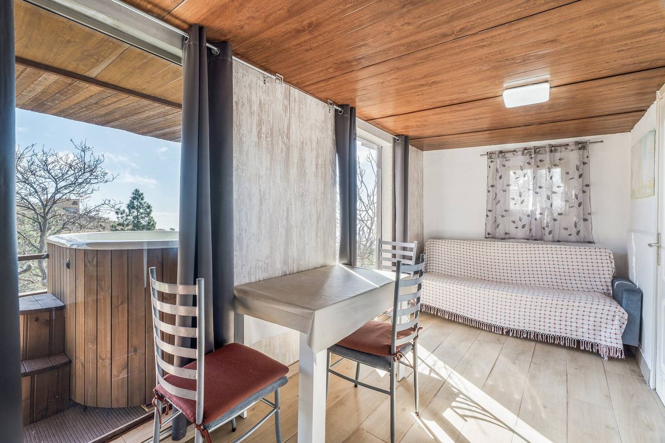 Casa Vacacional 'Karla' con Vistas al Mar, Piscina Compartida y Wi-Fi in Granadilla de Abona, Tenerife Sur