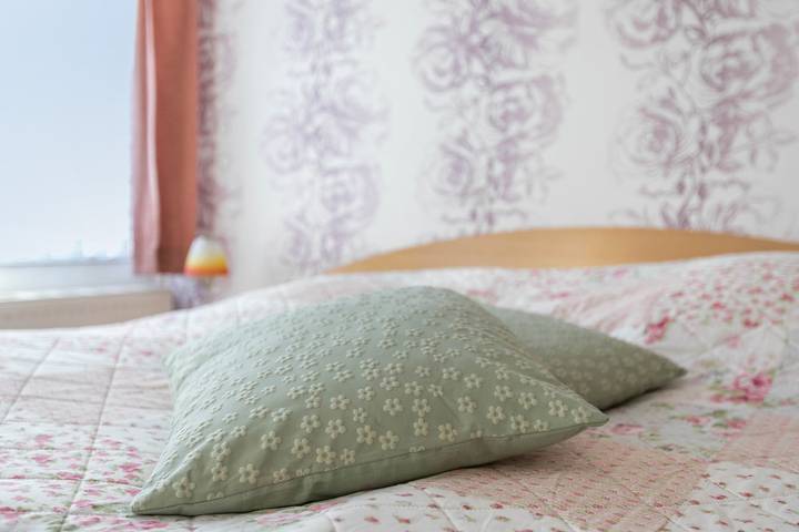 Entire apartment, Holiday Apartment 'Fewo Heinke' with Private Terrace, Private Garden and Wi-Fi in Tilli (Perlworm), Pellworm