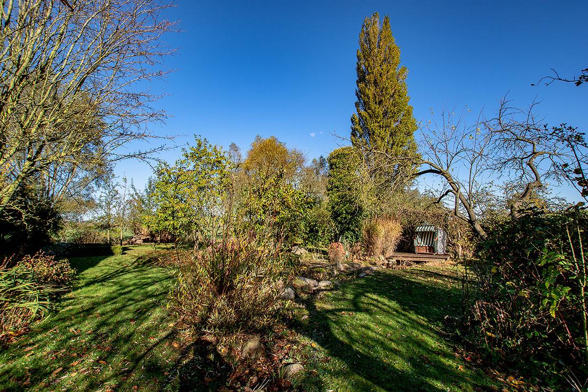 Ganze Ferienwohnung, Hof Garz Wohnung Rosengarten in Poseritz, Rügen