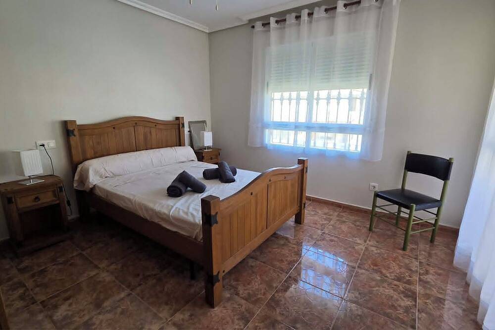 Vacation Home For Seasonal Rental in Playa de Calabardina (Calabardina), Calabardina