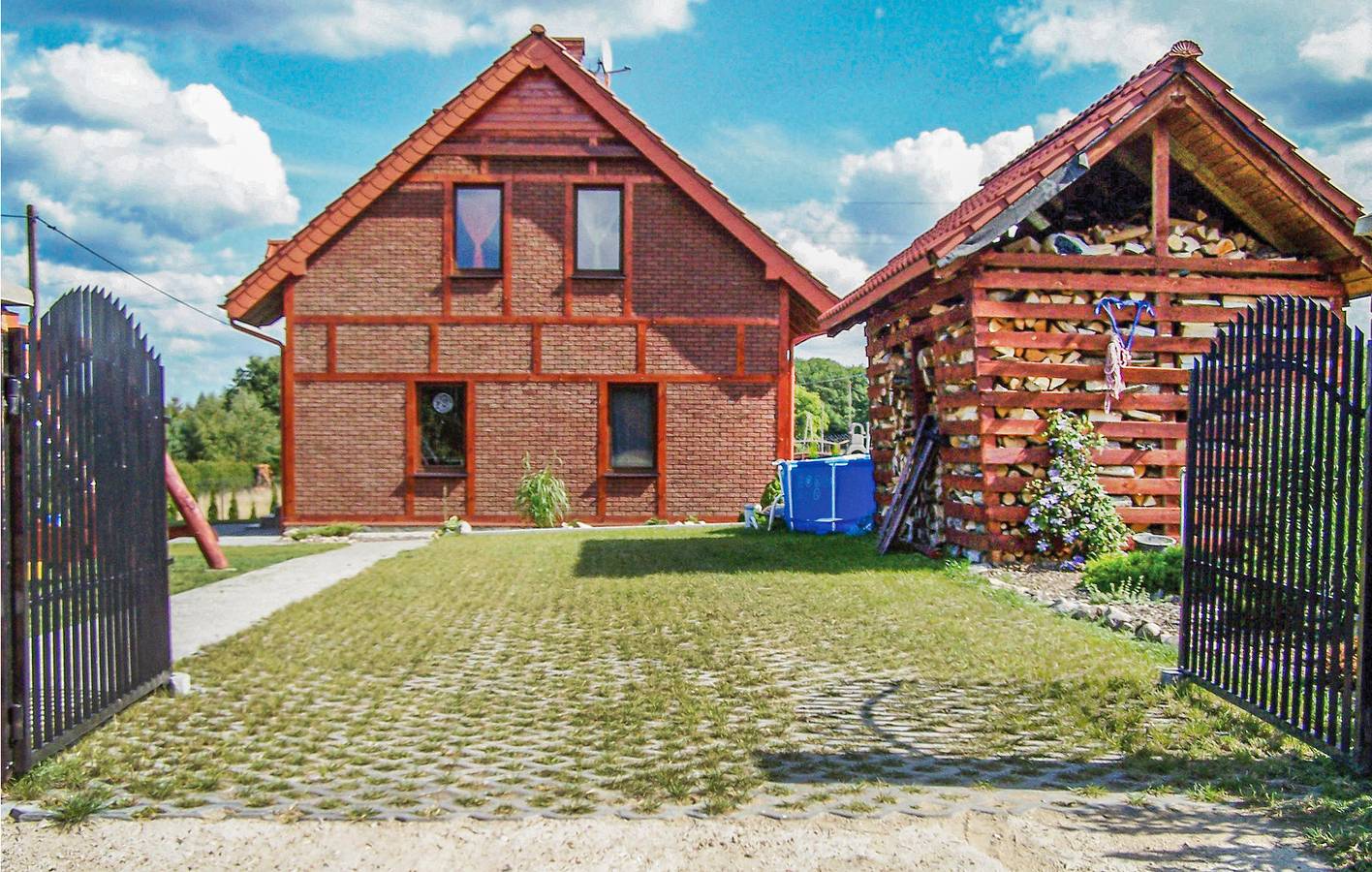 Ferienhaus für 6 Personen mit Pool in Slowinzischer Nationalpark