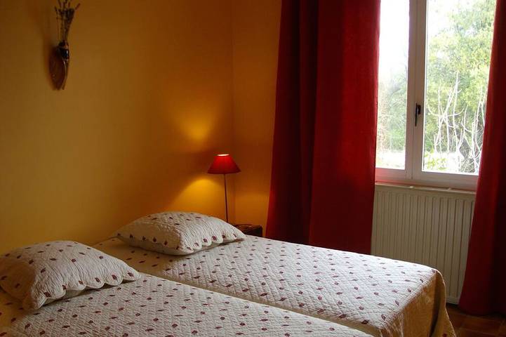 Location de vacances pour 8 personnes, avec jardin et terrasse à Le Beaucet - 4