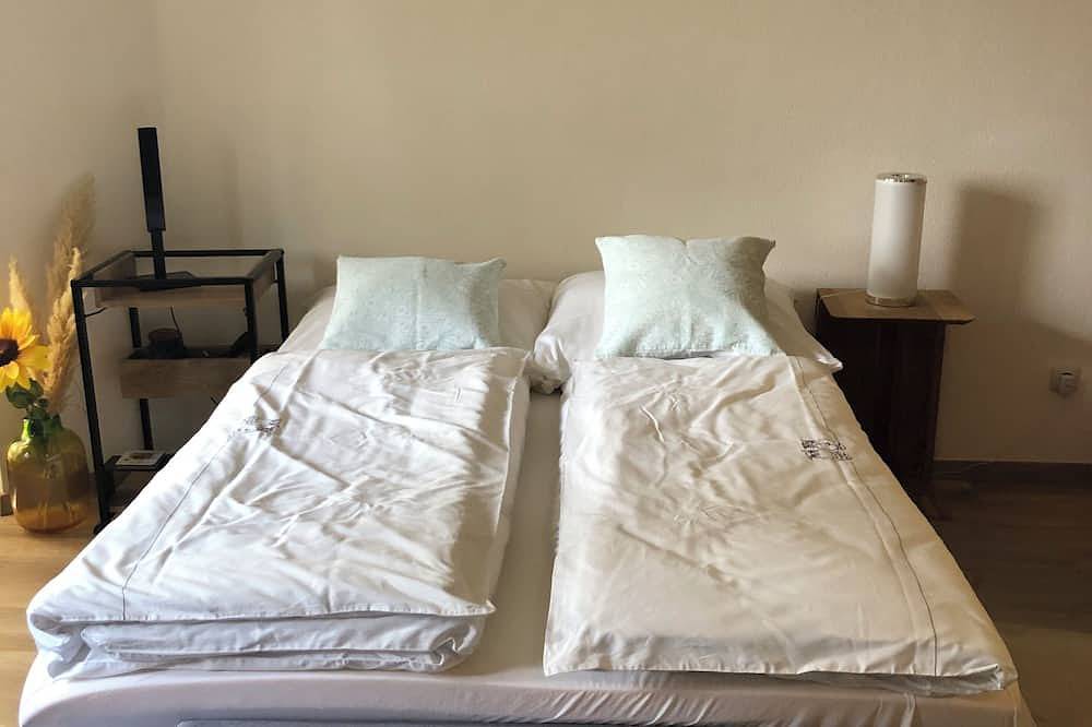 Ganze Wohnung, Ground floor apartment (non-smoking) with terrace in the green Bad Steben in Bad Steben, Landkreis Hof