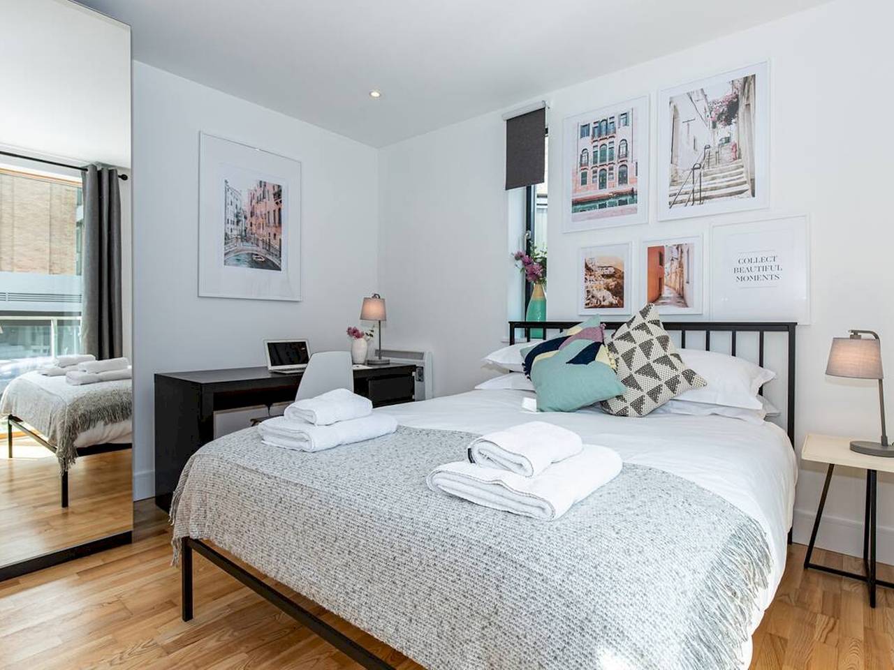Entire apartment, Pass the Keys | Oxford Castle - City Centre Apartment + Balcony in Oxford, Oxfordshire