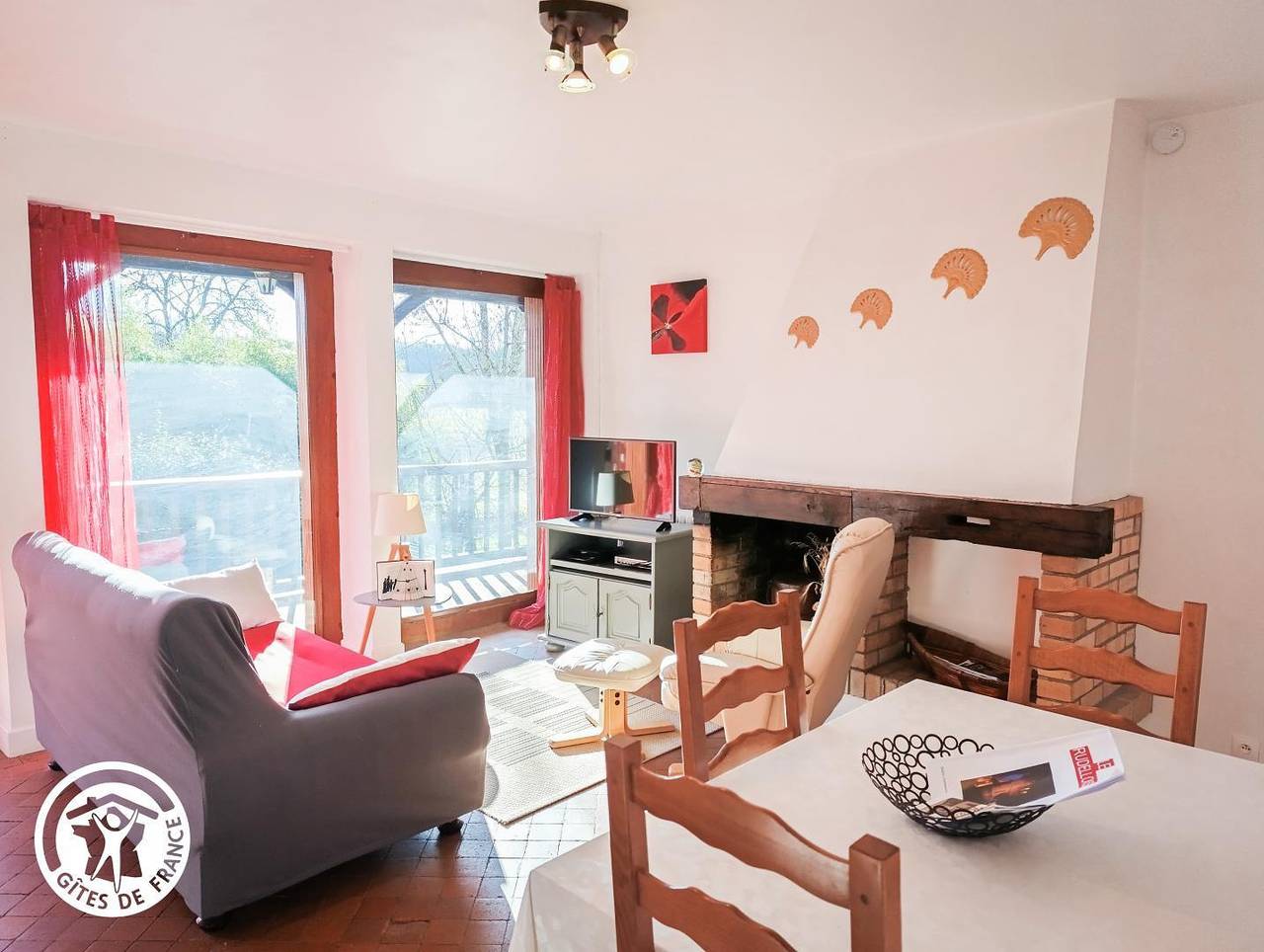 Gîtes de France® - La Grange de Marie in Rudelle, Causses du Quercy Regional Nature Park