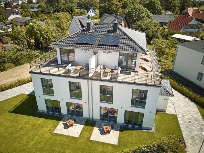 Villa für 8 Personen, mit Balkon und Terrasse sowie Garten und Sauna auf Rügen