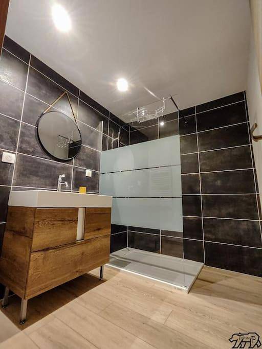 Location de vacances pour 5 personnes, avec vue ainsi que terrasse et jardin à Ramonchamp - 4