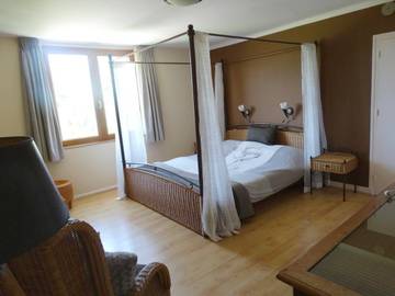 Cottage pour 2 personnes, avec vue ainsi que piscine et jardin à Châtillon-en-Diois