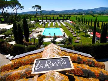 Hôtel pour 2 personnes, avec jardin et piscine à Prato