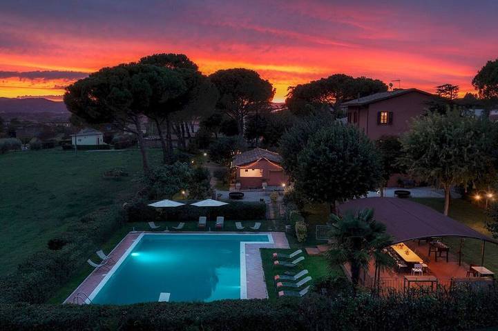 Villa pour 27 personnes, avec terrasse et jardin, animaux acceptés - 1
