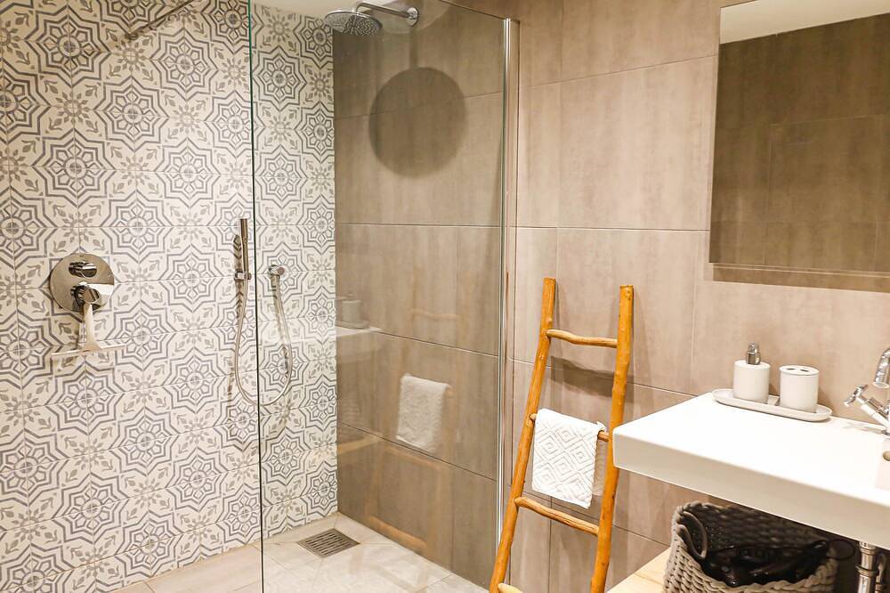 Attraktives Ferienhaus in gemütlichem Dorf am Meer und Dünen. in Egmond-Binnen, Noord-Holland - Nordseeküste