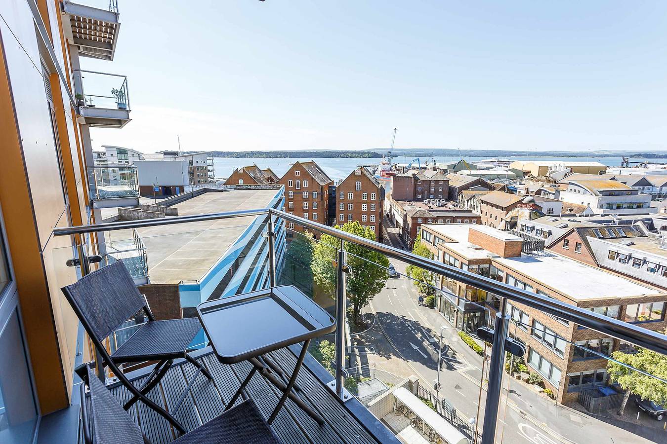 Entire apartment, Purbecks  - Superb views to Poole Harbour and Purbeck Hills in Poole, Poole Harbour